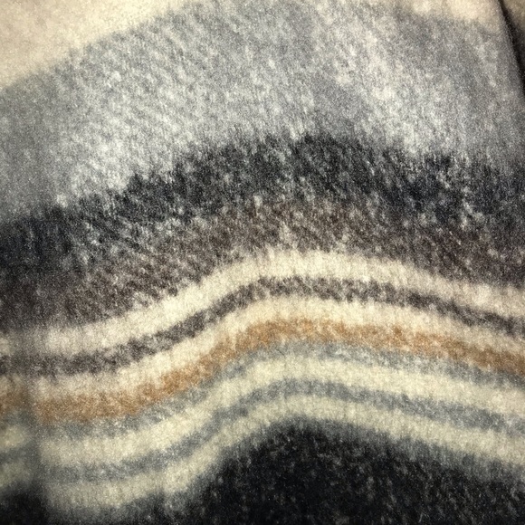 Striped Knit Kimono - Picture 6 of 7